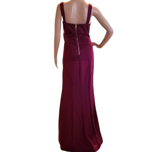 Emerald Sundae Front Crossover Scuba Gown - Picture 3 of 11